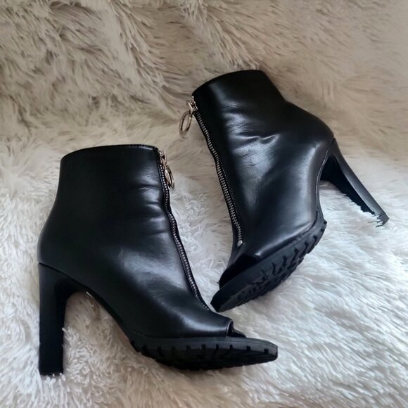 BAR III Booties Dillan Zipper Black Cushioned Peep Toe High Heel Boots SZ 7M - Picture 2 of 10